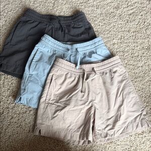 Abercrombie Kids Shorts in Beige and Light Blue
